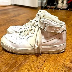 NIKE HIGH TOP AIRFORCE 1